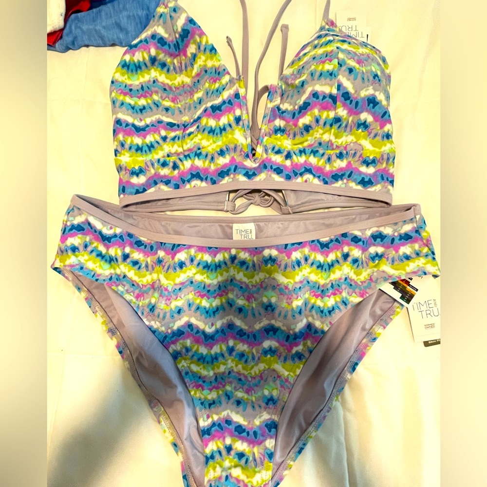 Women’s 2 Piece Swimsuit-size 1X
